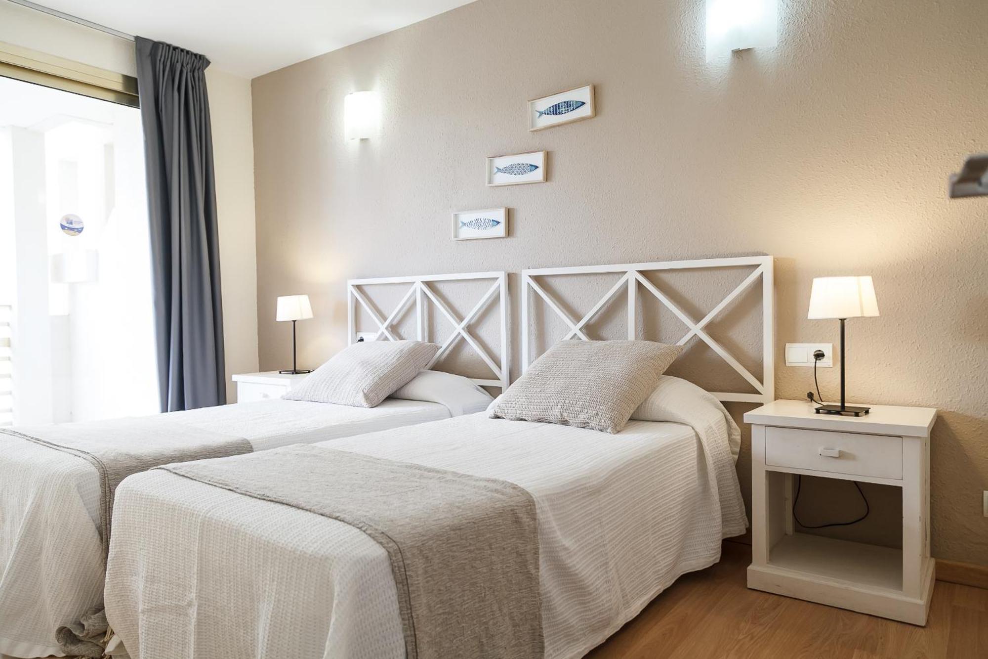 Uhc Novelty Apartments Salou Cameră foto